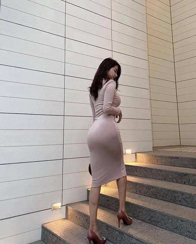 鲤鱼解说机器人大乱斗游戏下载